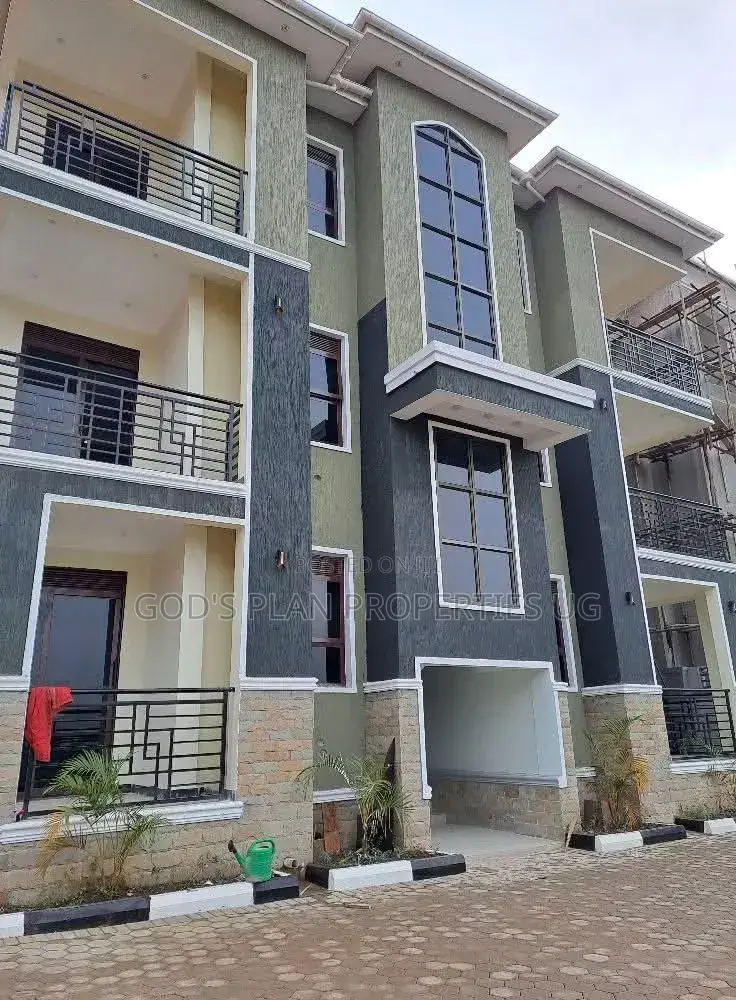 3bdrm Apartment in Kabalagala Estate, Central Division for rent