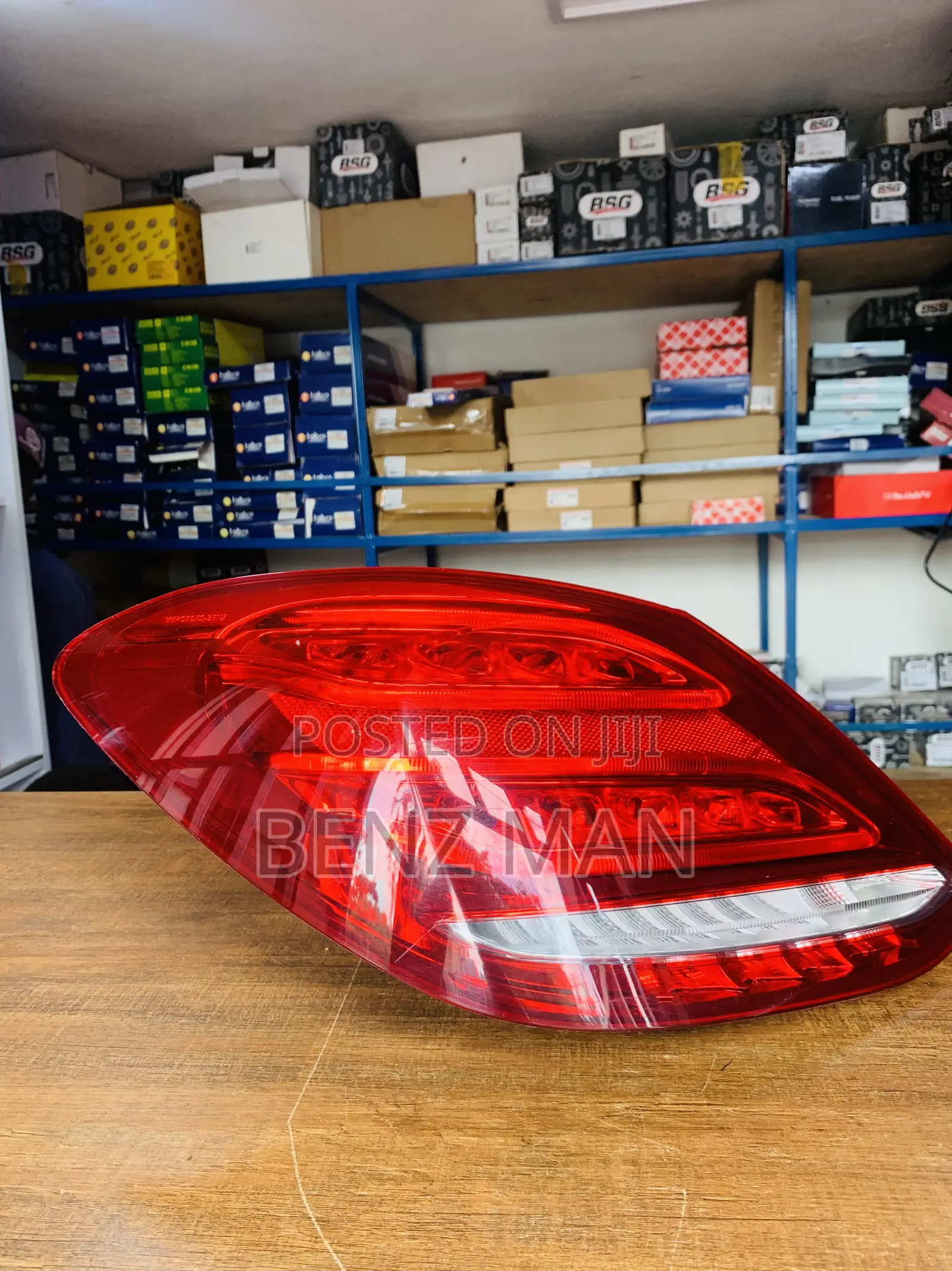 W205 C-Class Tail Light 2015-2017