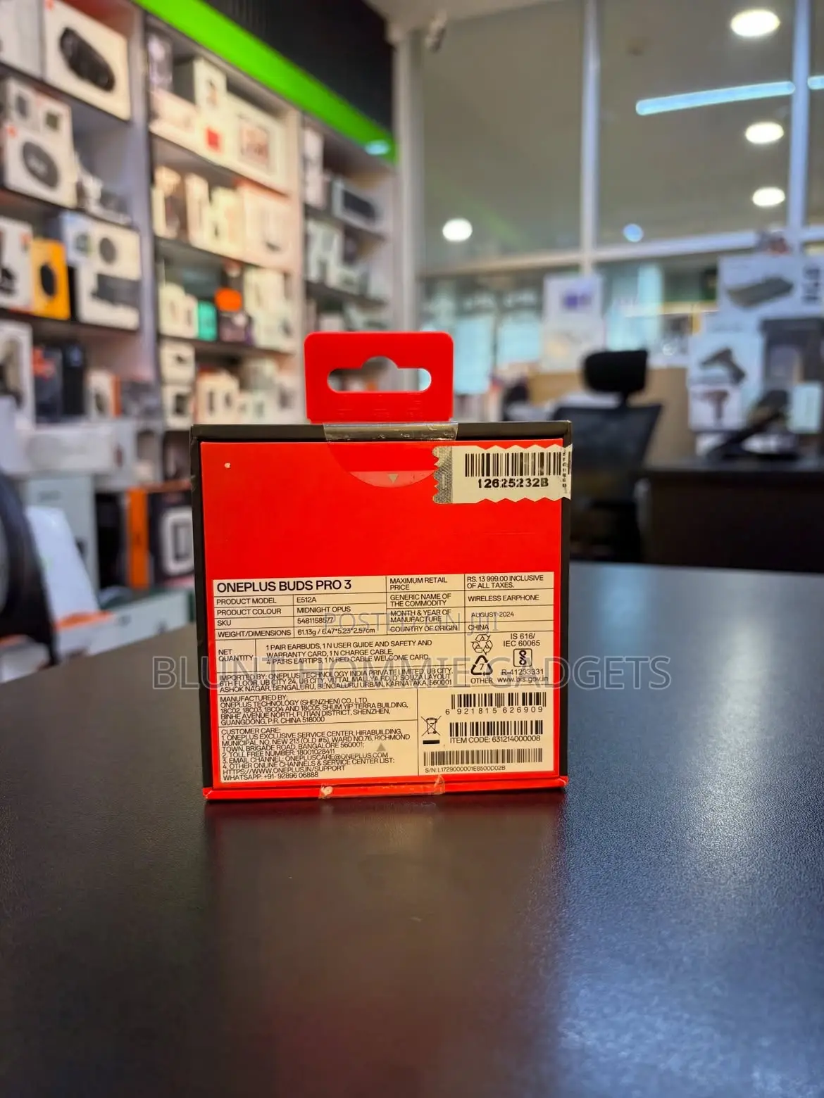 One Plus Buds Pro 3