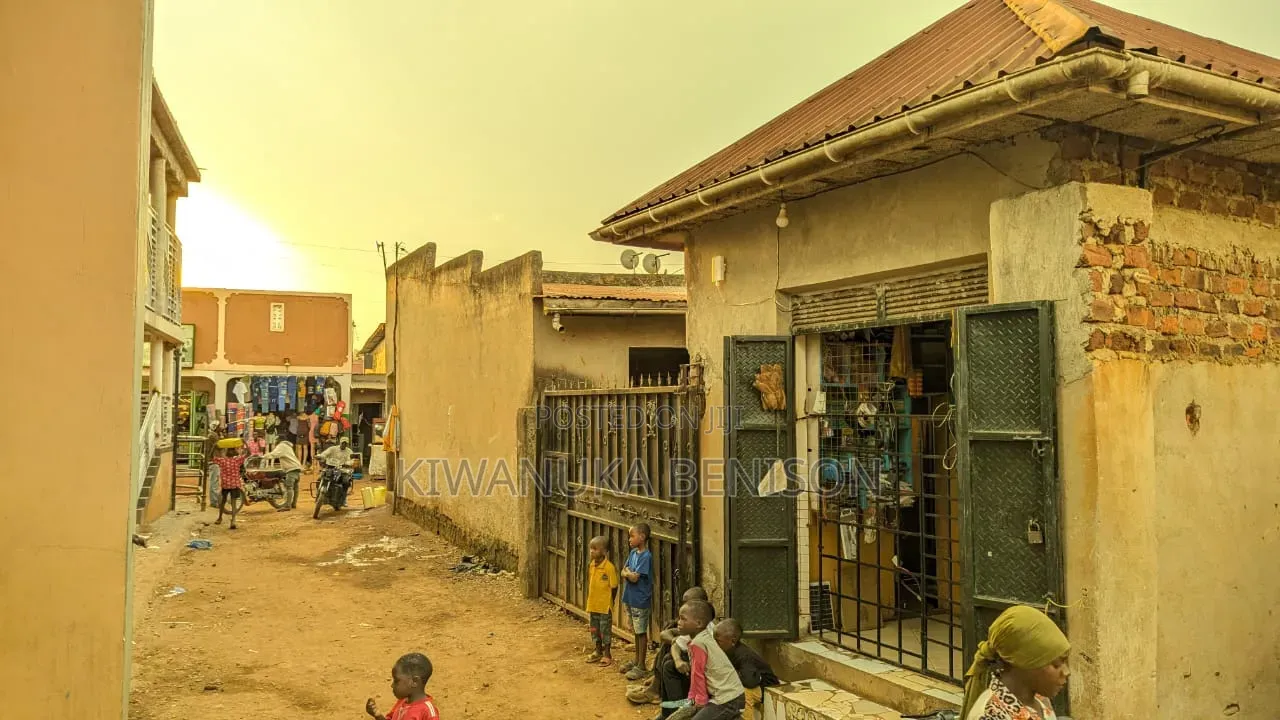 Shops on Quick Sale in the Heart of Bulenga Town at 85m. Busubuzi