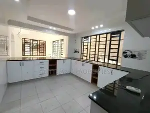 4bdrm Duplex in Makindye, Central Division for rent