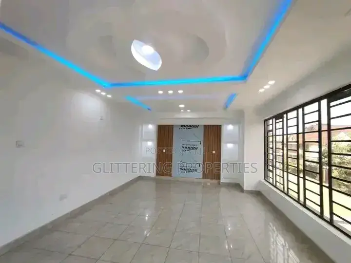 4bdrm Duplex in Makindye, Central Division for rent