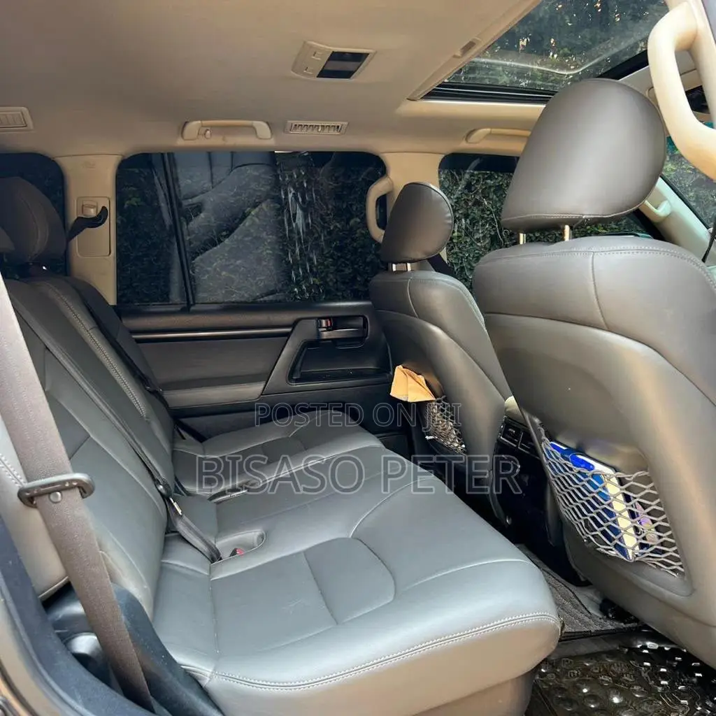Toyota Land Cruiser 4.5 V8 GX-R 2014 Gray