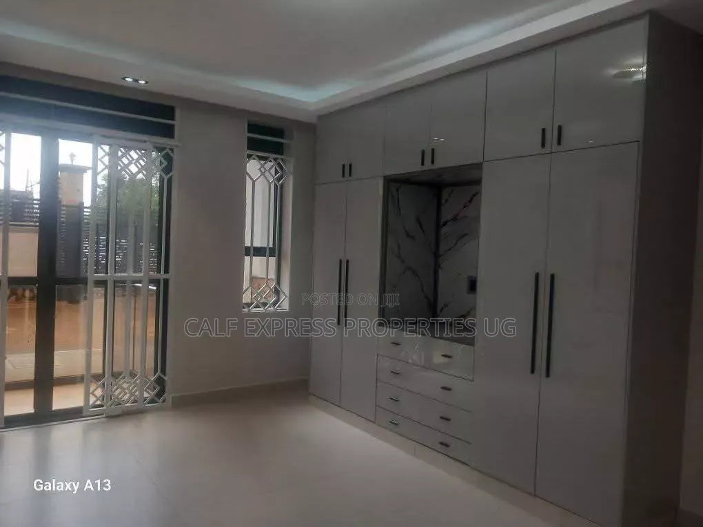 3bdrm Apartment in Bunga Estate, Central Division for rent