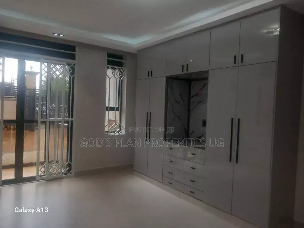 3bdrm Apartment in Bunga Estate, Central Division for rent