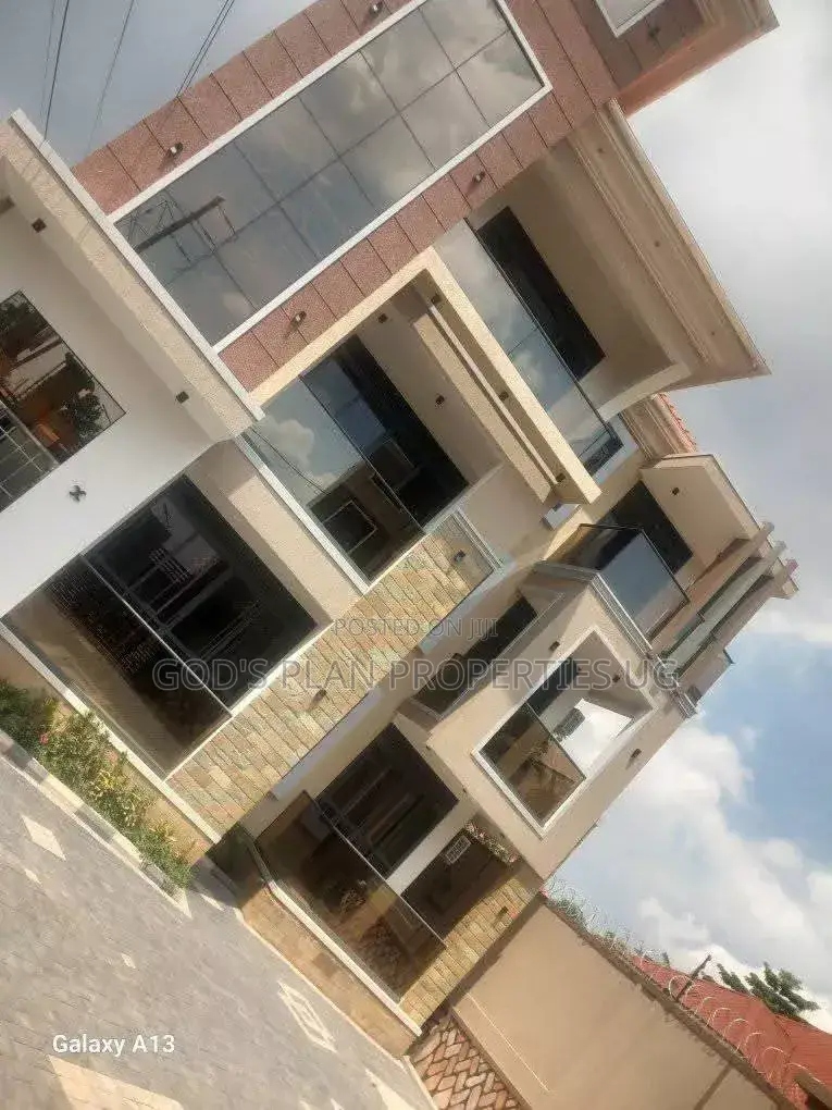 3bdrm Apartment in Bunga Estate, Central Division for rent