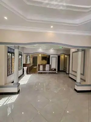 3bdrm Block of Flats in Kansanga Estate, Central Division for rent