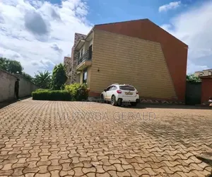 3bdrm Villa in Muyenga, Central Division for rent