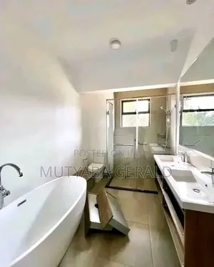 3bdrm Villa in Muyenga, Central Division for rent