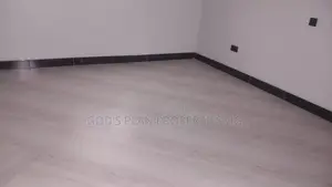 3bdrm Apartment in Mengo Estate, Central Division for rent