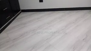 3bdrm Apartment in Mengo Estate, Central Division for rent