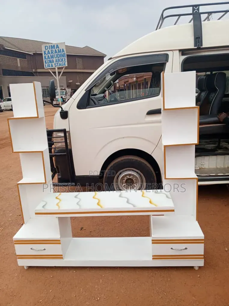 Tv Stand and Mounts