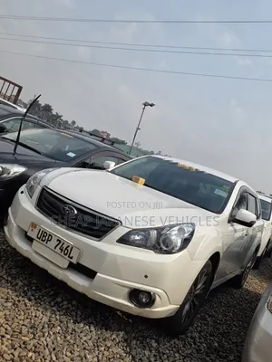 Subaru Outback 2.5i Premium PZEV 2012 White