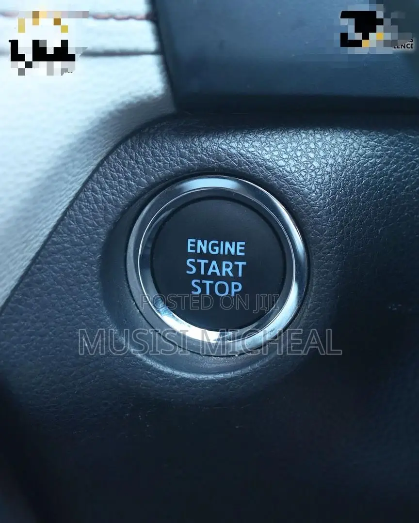 Toyota RAV4 XLE Premium AWD 2020 White