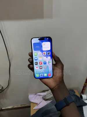 Apple iPhone 16 Pro 128 GB Gold