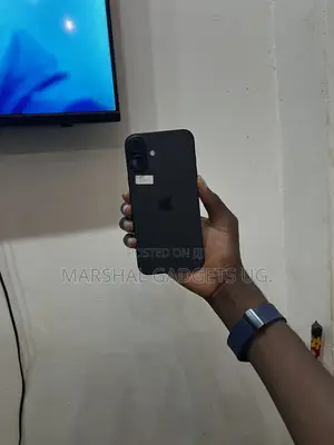 Apple iPhone 16 Plus 128 GB Black