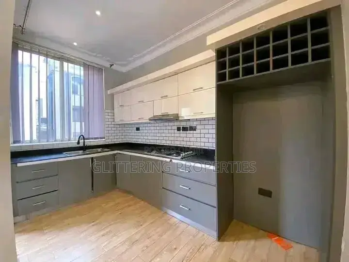 3bdrm Apartment in Munyonyo, Central Division for rent