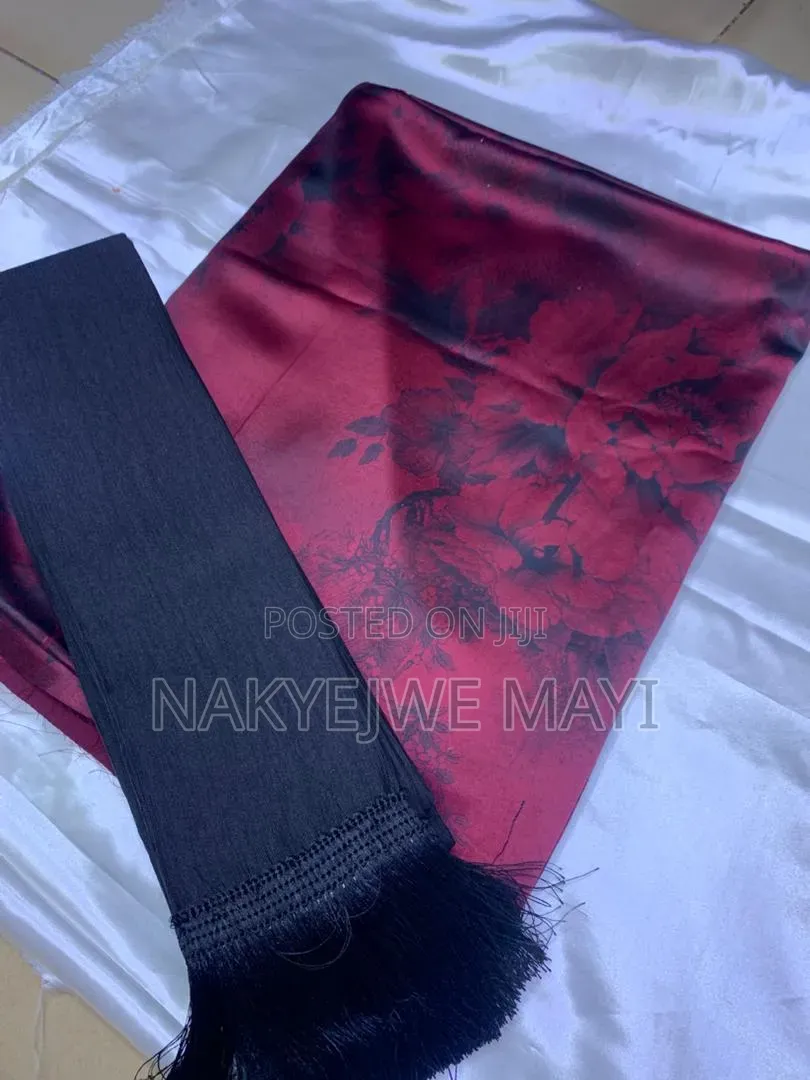 Good Materials for Gomesi
