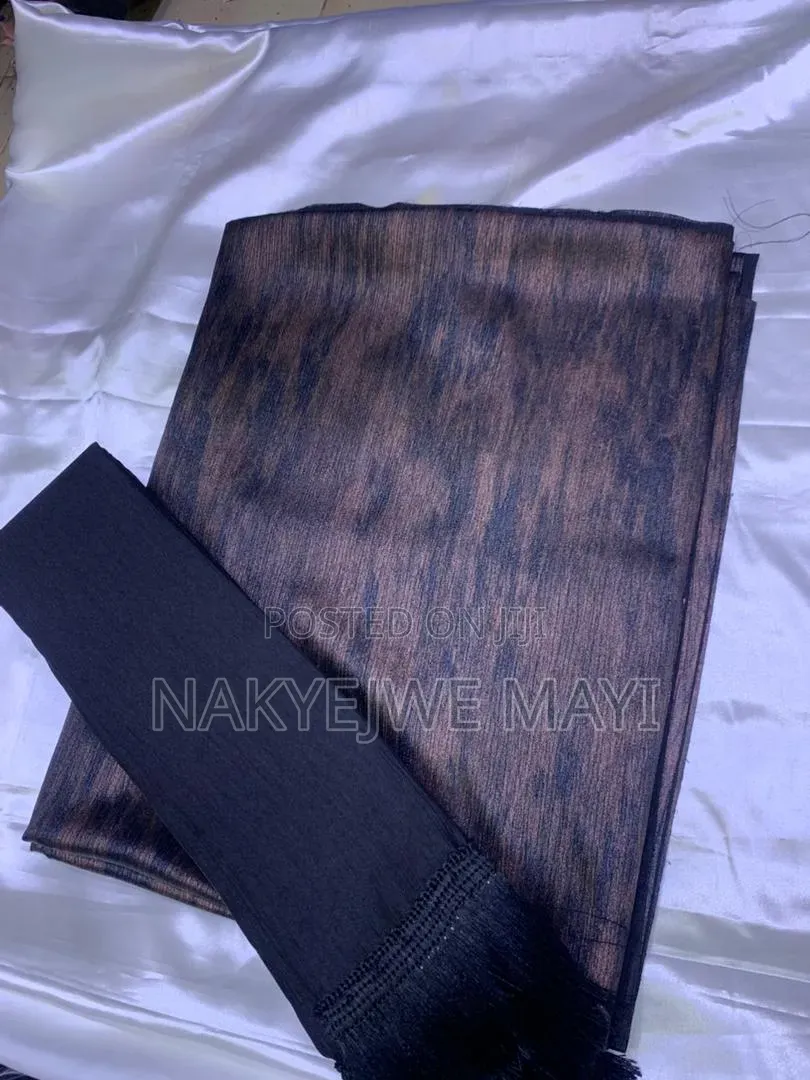 Good Materials for Gomesi