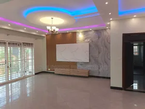 5bdrm Duplex in Bugolobi Estate, Central Division for rent