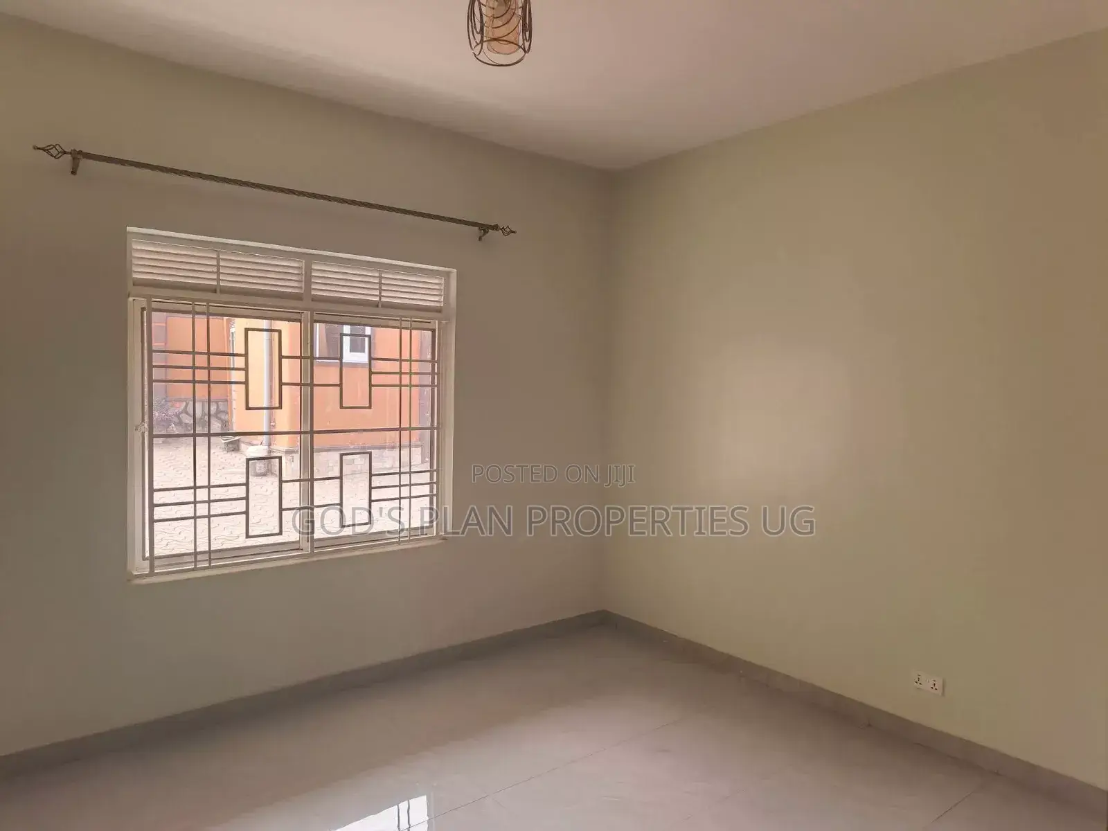 5bdrm Duplex in Bugolobi Estate, Central Division for rent