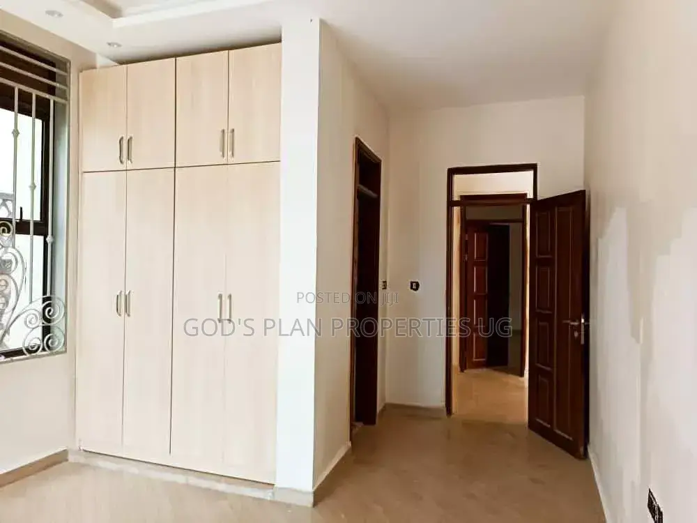 2bdrm Apartment in Bugolobi Estate, Central Division for rent
