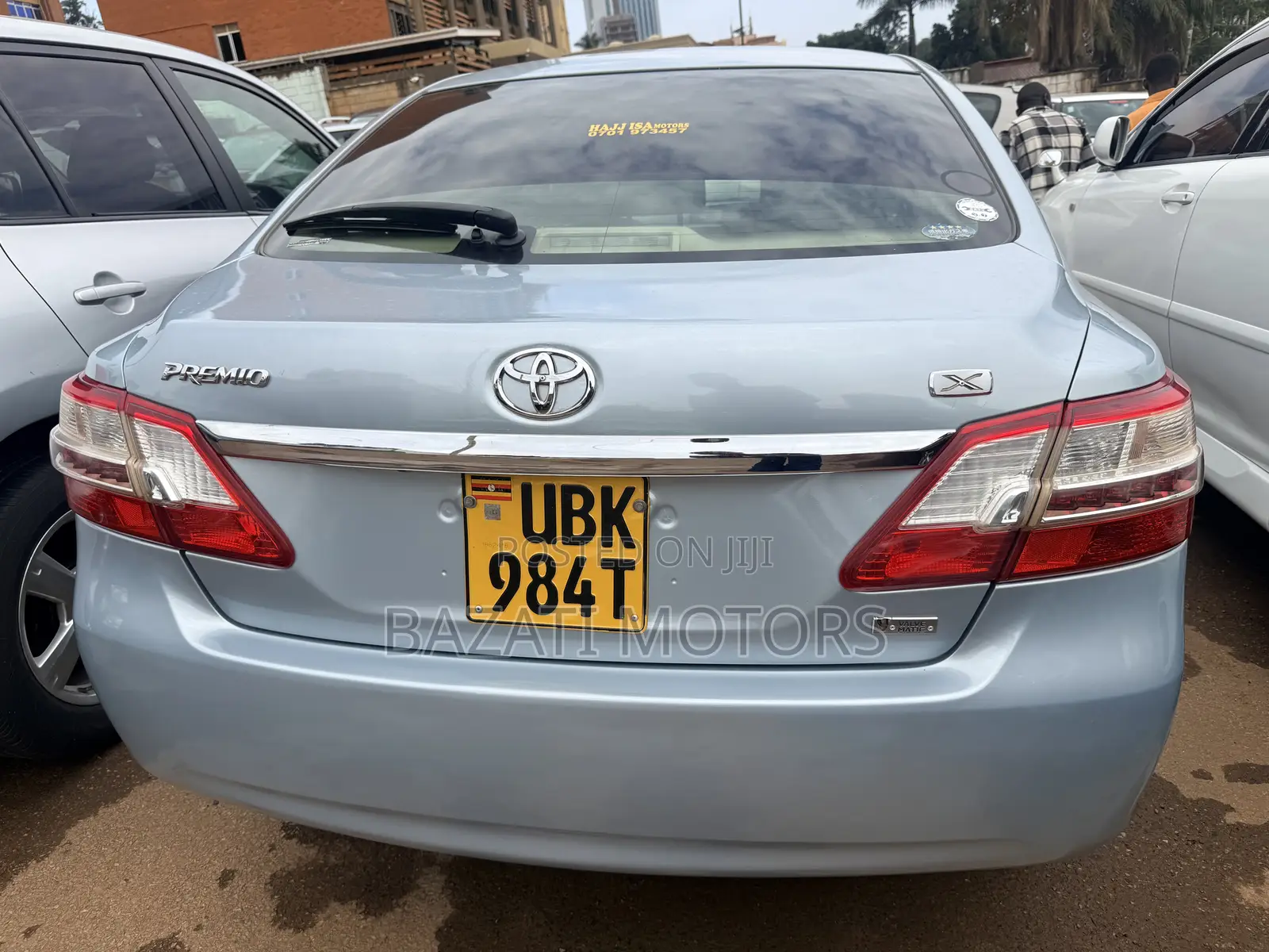 Toyota Premio 2013 Silver