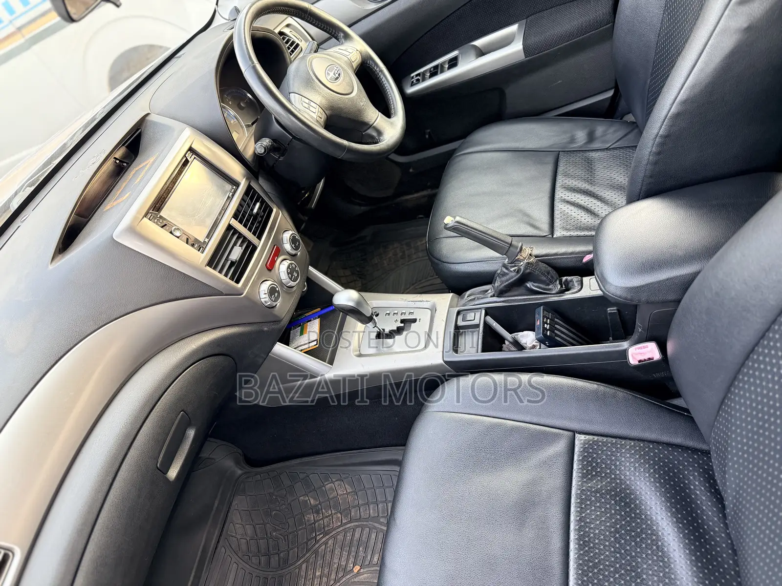 Subaru Forester 2010 Silver