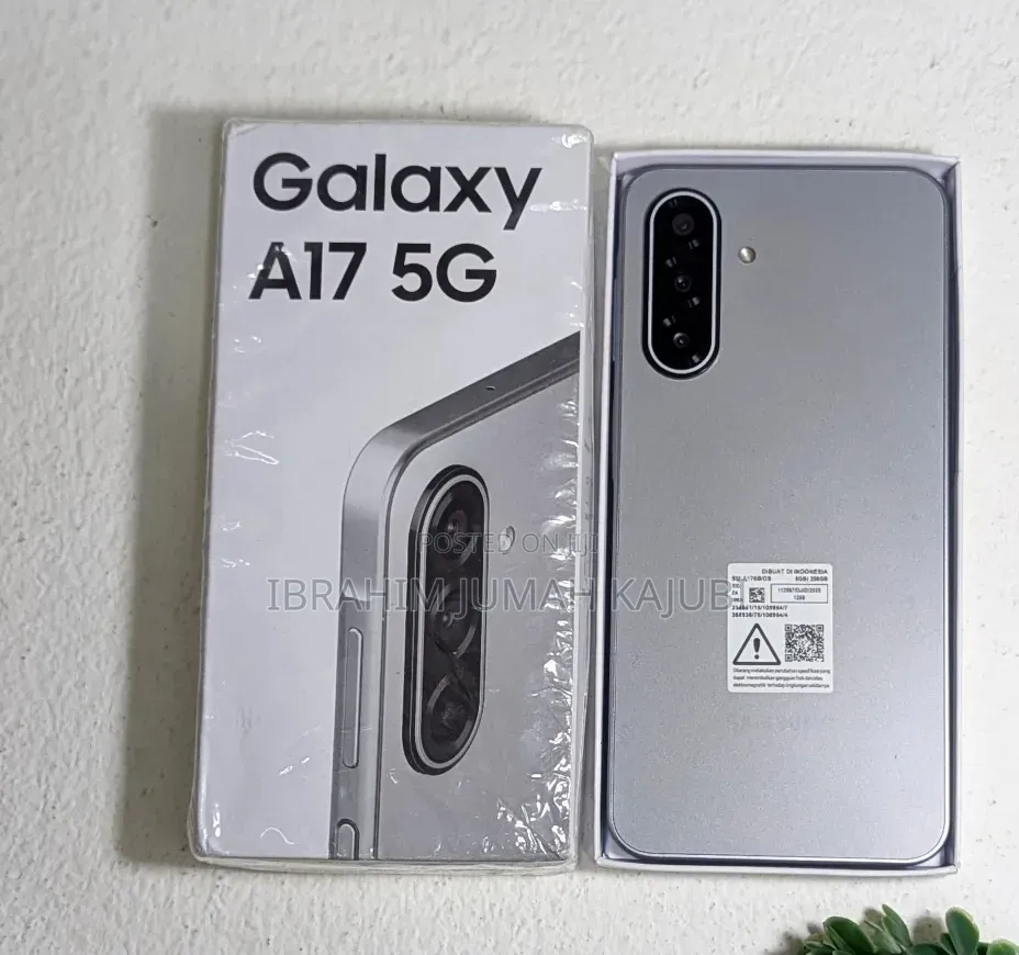 New Samsung Galaxy A17 5G 128 GB Orange