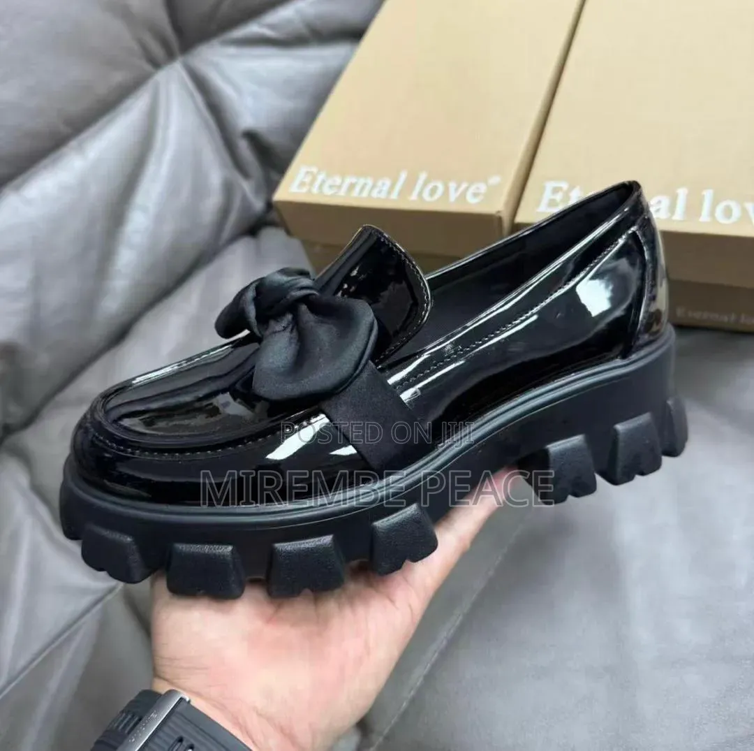 Girls Shinny Shoes