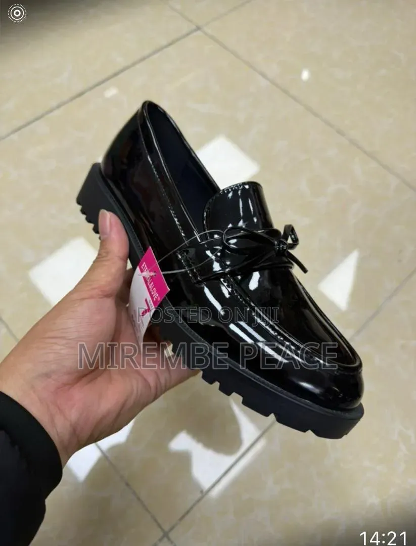 Girls Shinny Shoes