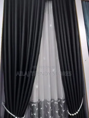 Black Design Per Metre