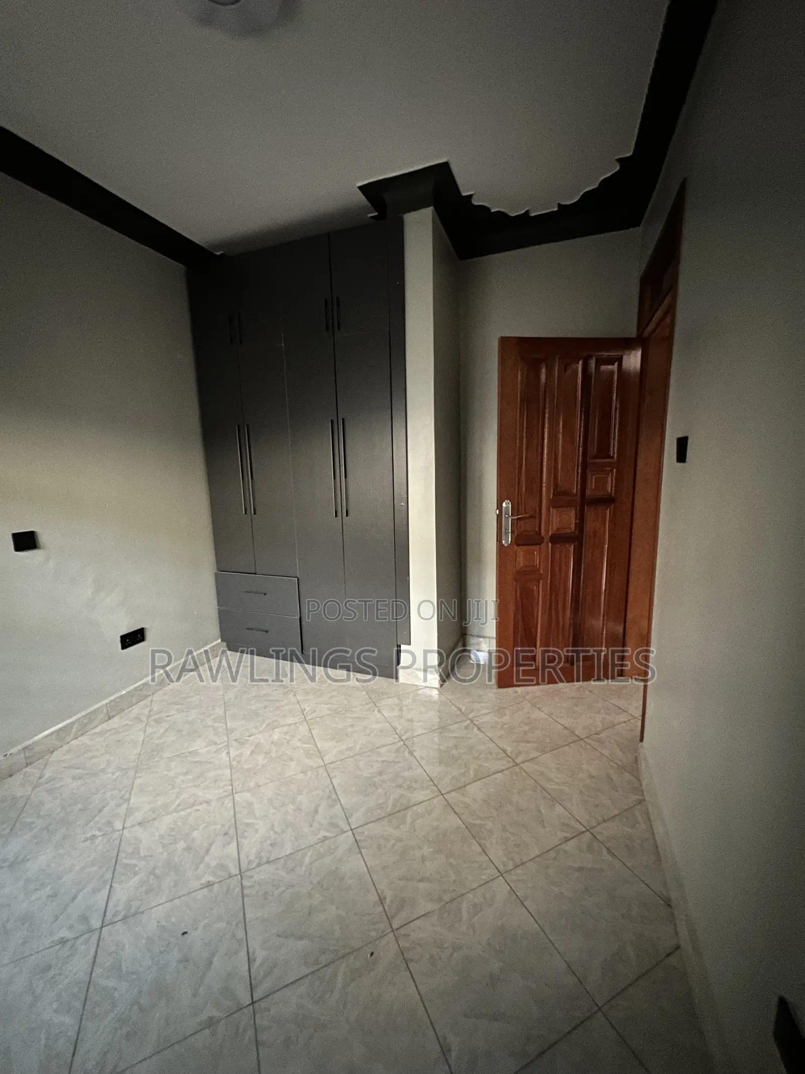 2bdrm Apartment in Akright, Ssabagabo-Makindye for rent