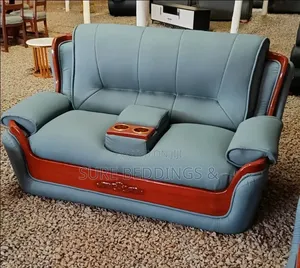 Pearl 6 Sitters Leather Sofa