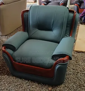 Pearl 6 Sitters Leather Sofa
