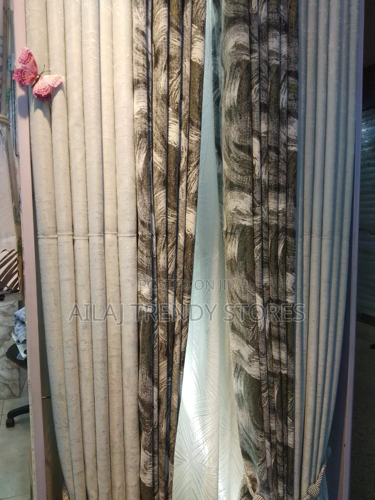 Drapery Coverture Per Metre