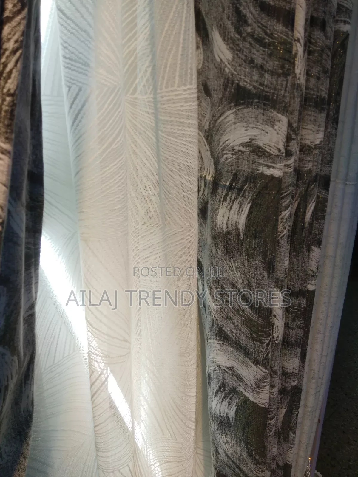 Drapery Coverture Per Metre