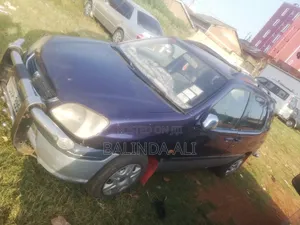 Toyota Raum 1998 Blue