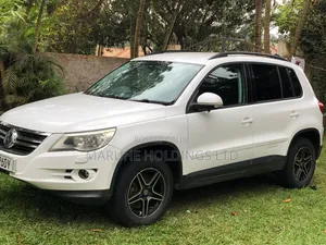 Volkswagen Tiguan 2009 White