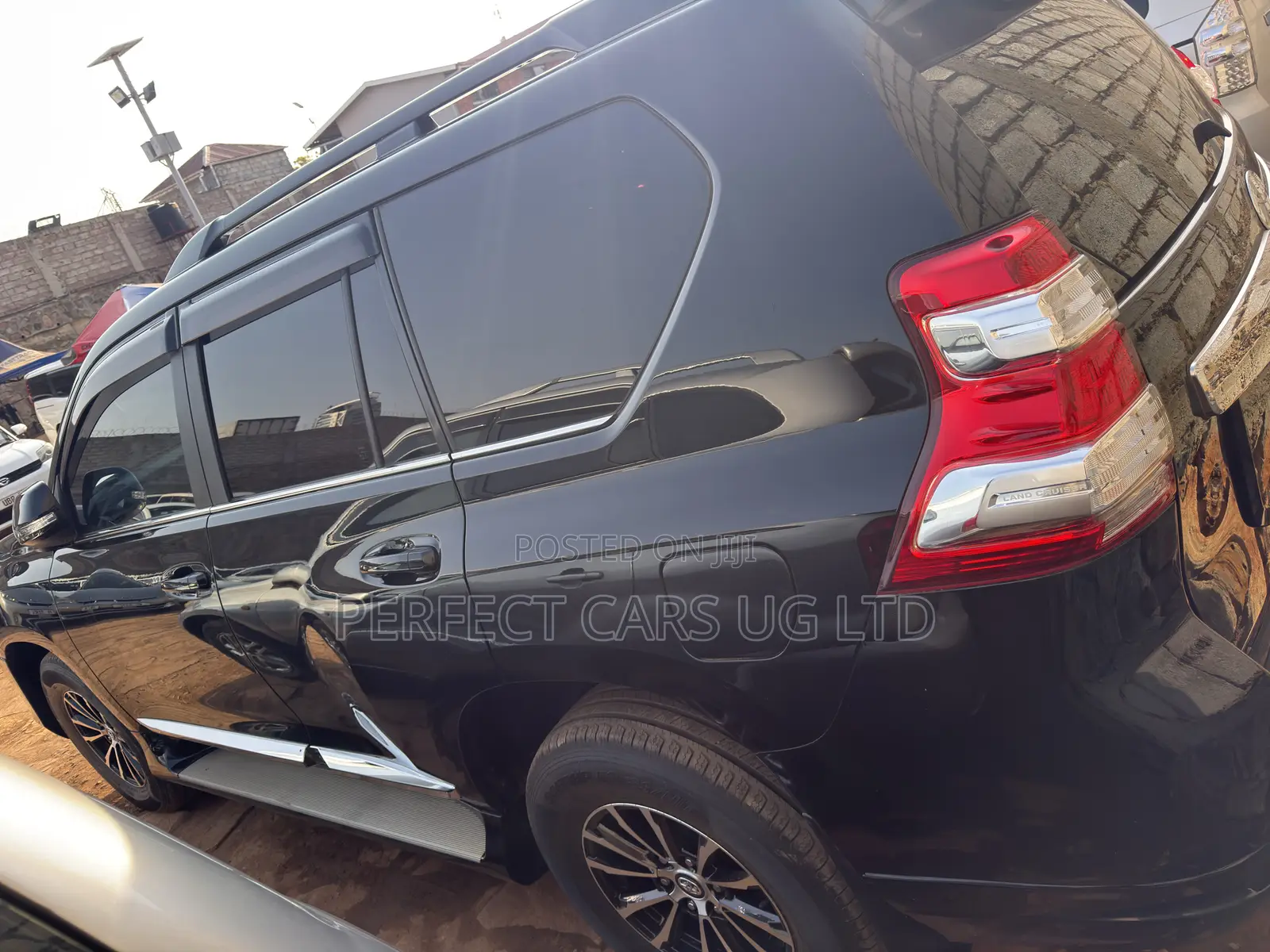 Toyota Land Cruiser Prado 2.8 D-4D 2016 Black