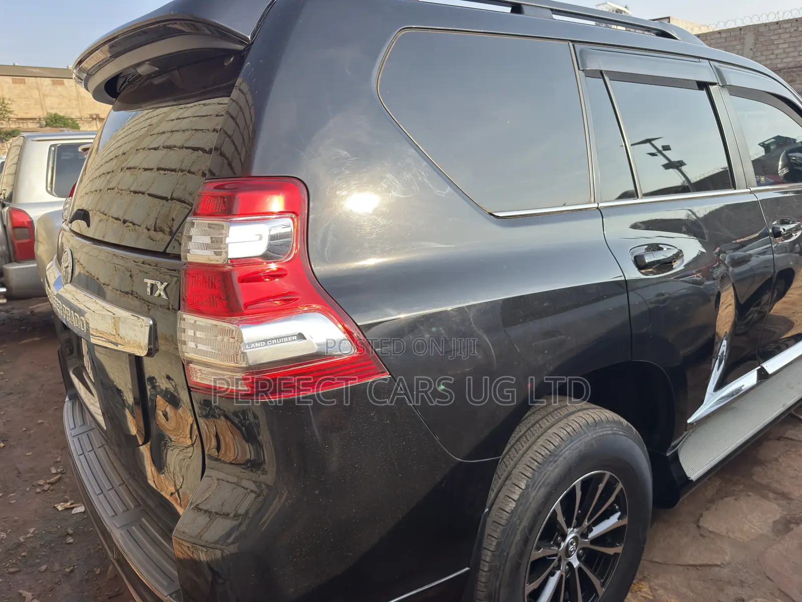 Toyota Land Cruiser Prado 2.8 D-4D 2016 Black