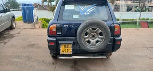 Toyota RAV4 2.5 4x4 2010 Blue