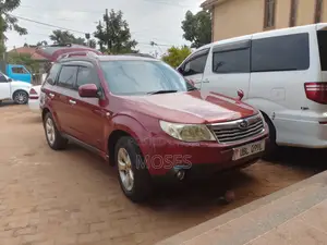 Subaru Forester 2010 Maroon