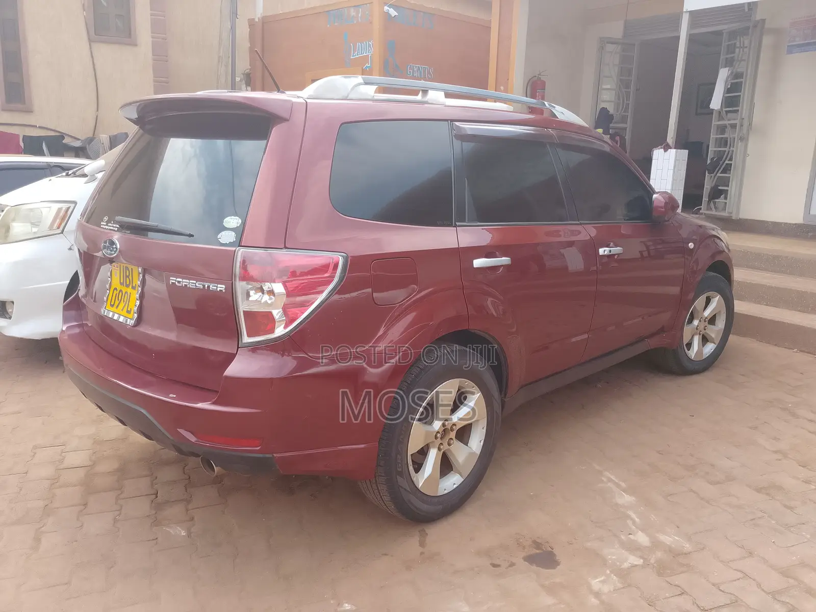 Subaru Forester 2010 Maroon