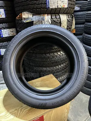 215/50r17 Japan Good Condition Tires Available in Stock