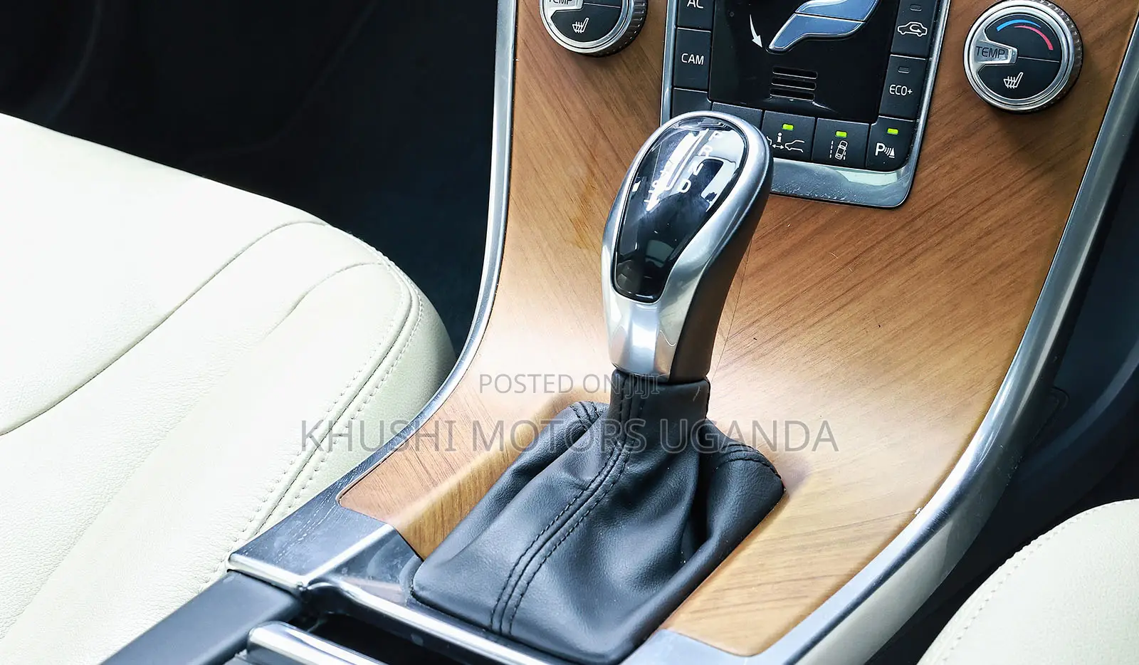 Volvo XC60 2017 White