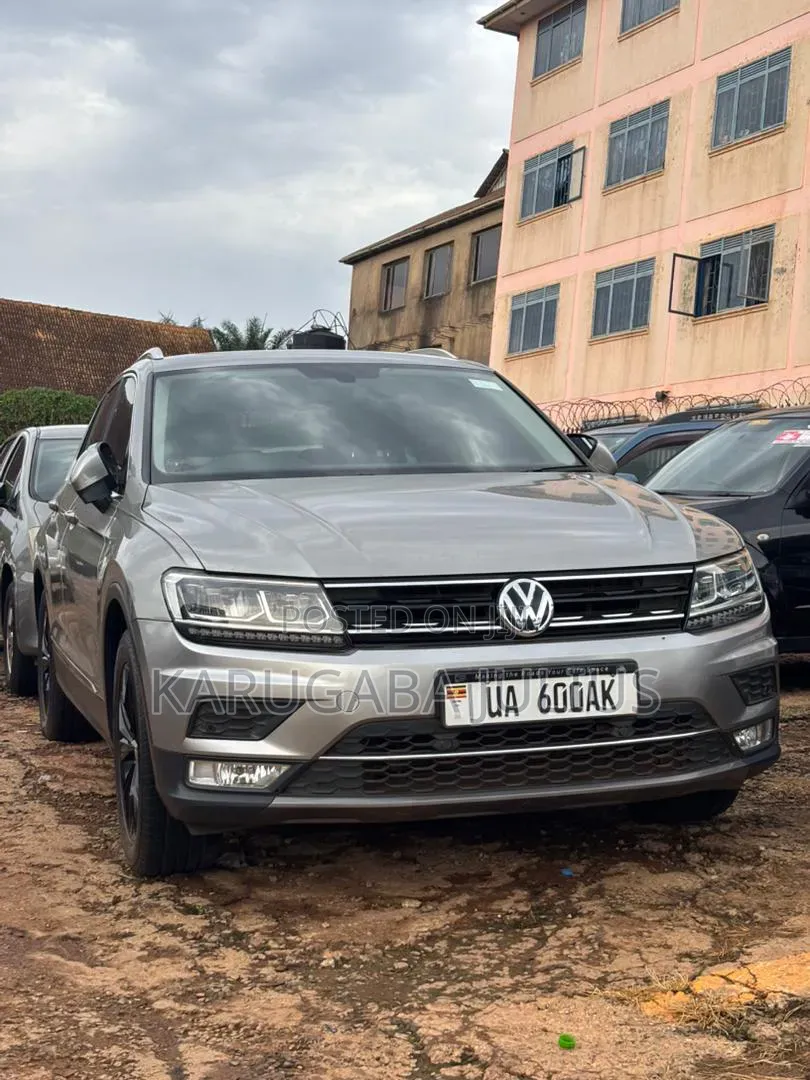 Volkswagen Tiguan 2020 Gold