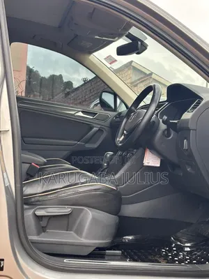 Volkswagen Tiguan 2020 Gold