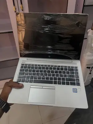 New Laptop HP EliteBook 840 G5 8GB Intel Core i5 SSD 256GB