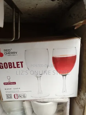 6-Piece Set of Red Cherry Goblet Wine Glasses,